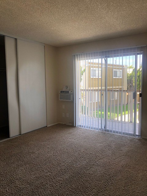 1 bed, 1 bath, 800 sqft, $1,945, Unit N17