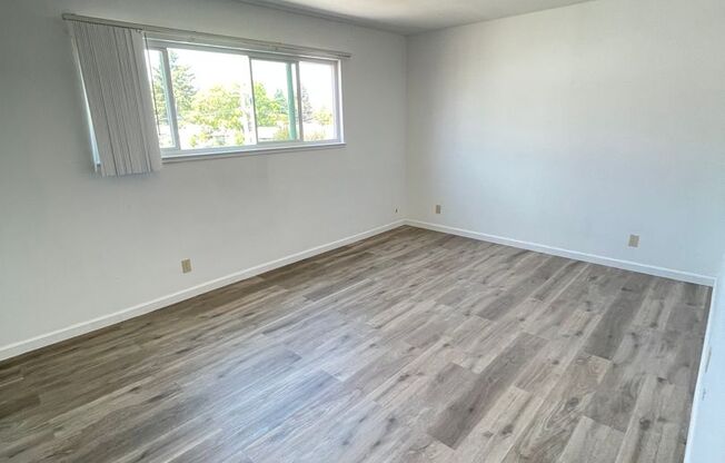 148 (2617-19 Laurel)