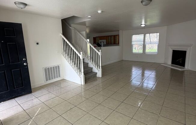 144 Citadel Ct Merced, Ca. 95341