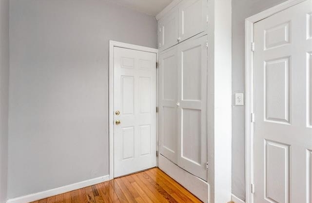 583 W SIDE AVE