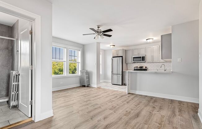 1 bed, 1 bath, 420 sqft, $1,750, Unit 601