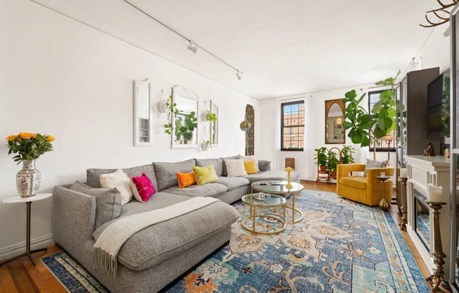 2 beds, 2 baths, 1,400 sqft, $3,795, Unit 6E