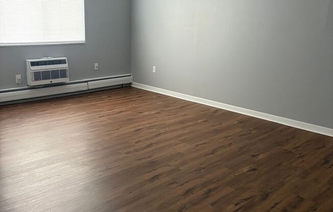 395 ANGELL ASSOCIATES (395)