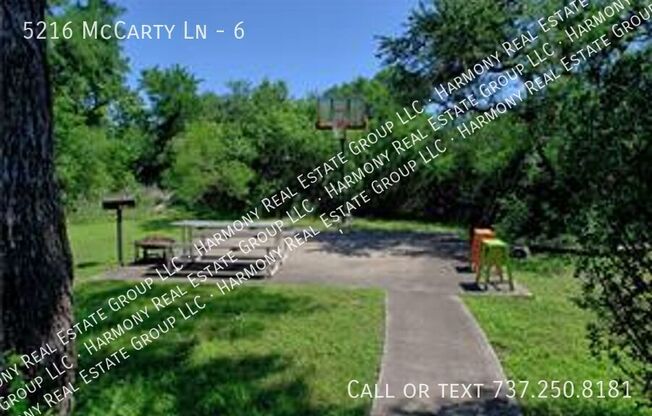 5216 McCarty Ln