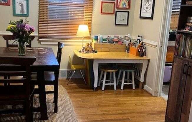 Gorgeous, 3 bedroom, 1 bathroom  ready June 20th!