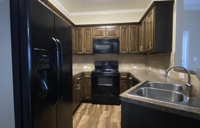 1 bed, 1 bath, 734 sqft, $1,025, Unit 110