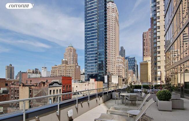 1 bed, 1.5 baths, 951 sqft, $5,500, Unit 1104