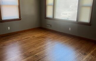 4 beds, 1 bath, $1,695