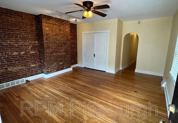 205 Lehigh Ave #2