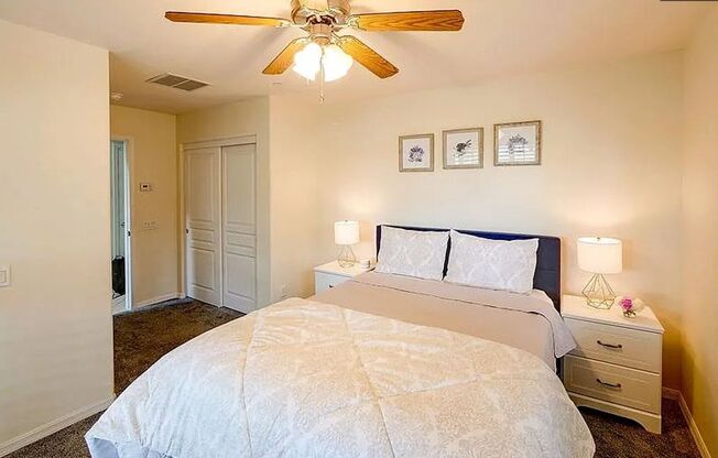 4 beds, 3 baths, $3,220, Unit # 129
