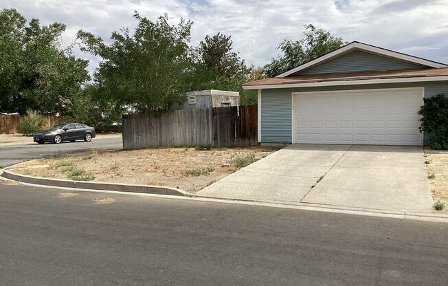 4bd 2 bath home Fernley