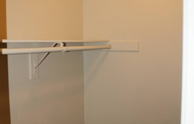 2 beds, 1 bath, $2,400