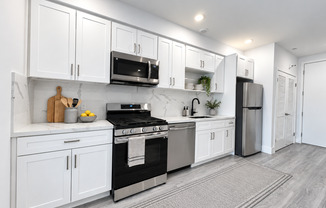1 bed, 1 bath, 605 sqft, $2,195, Unit 207