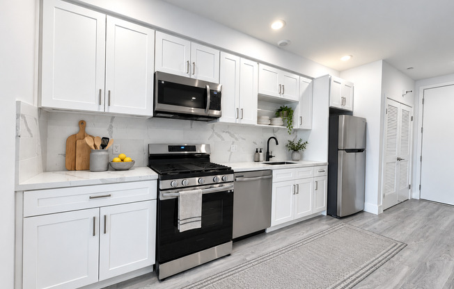1 bed, 1 bath, 605 sqft, $2,195, Unit 207