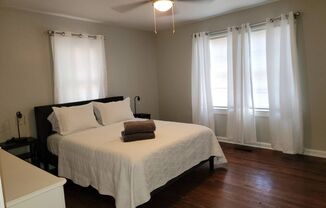 Charming 2 bedroom Duplex