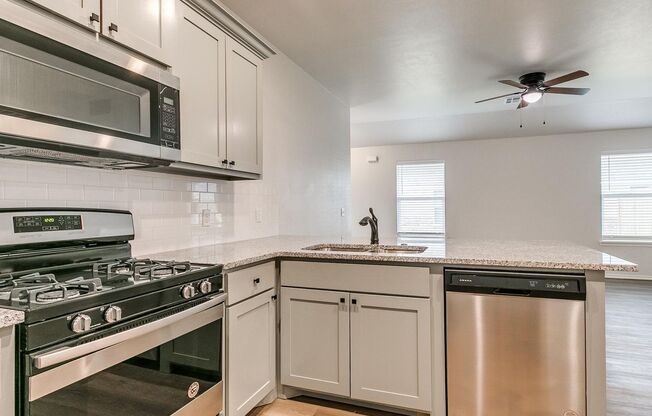 3 beds, 2 baths, 1,200 sqft, $1,545, Unit A - 10539 Lawson Place Rd