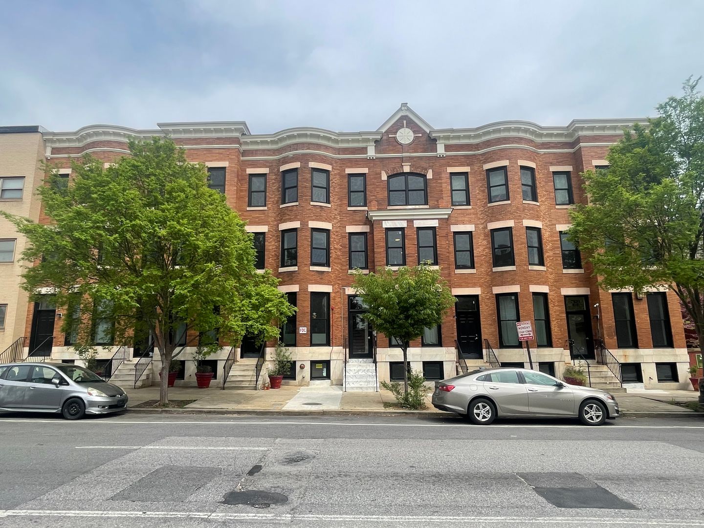 2527 St. Paul St