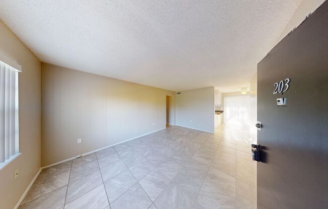 1BR / 1BA CONDO @ GROVE PARK CONDOMINIUMS - East-Orlando  **Water Included ** HALF OFF FIRST FULL MONTH**