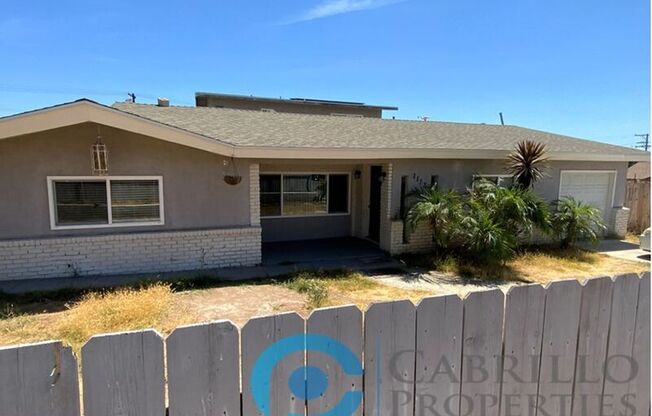 1113 FLAMINGO AVE