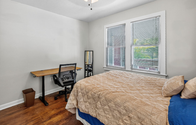 731 20 ST NW