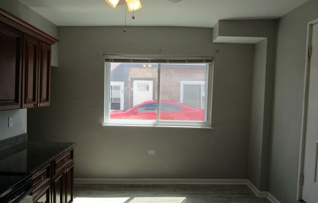 TOTALLY UPDATED 1 BEDROOM, 1 BATH HOME + OFFICE IN TROY HILL