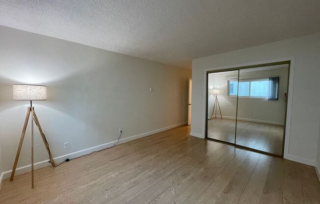 2 beds, 2 baths, 950 sqft, $2,650, Unit 12