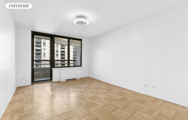 1 bed, 1 bath, 775 sqft, $5,000, Unit 24F