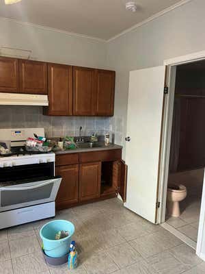 1 bed, 1 bath, 675 sqft, $1,900