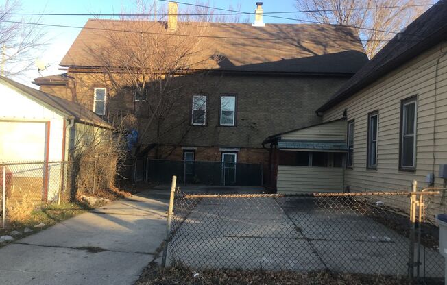 2078 S 17th St.