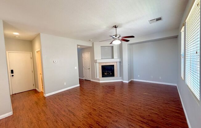 7358 Shelbourne Ave Las Vegas, NV 89113