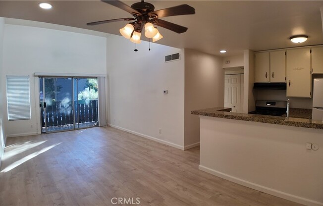 1 bed, 1 bath, 605 sqft, $2,400, Unit 208