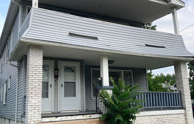2171 Olive Ave, Lakewood, OH