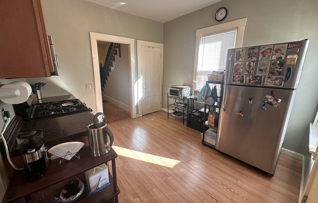 374 HIGHLAND AVE