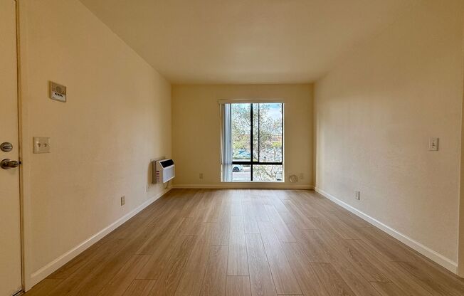 Howard Avenue Apartments