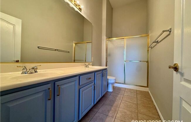 3 beds, 2 baths, $1,445, Unit # 4822