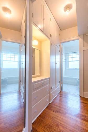Studio, 1 bath, 425 sqft, $1,250, Unit 206