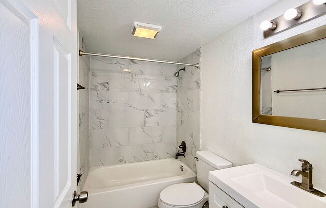 2 beds, 1 bath, 740 sqft, $1,575