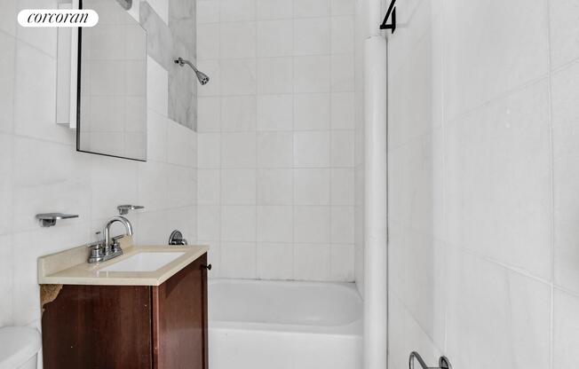 Studio, 1 bath, $3,395, Unit 62