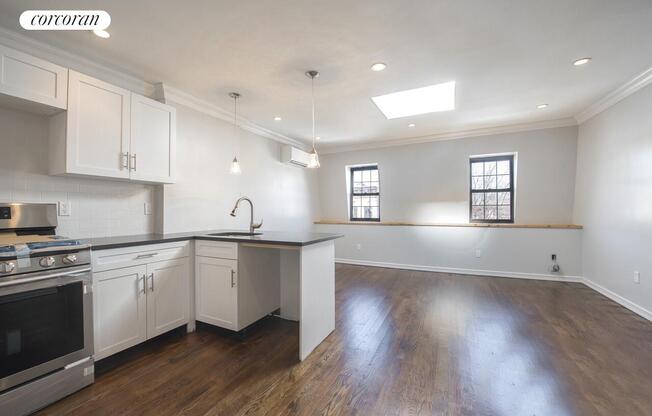 458 JEFFERSON AVE