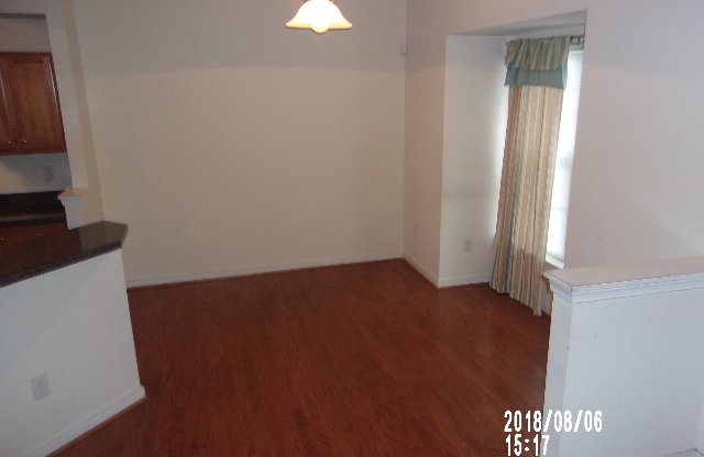 Eastern Henrico Townhome - 3 BR and 2 1/2 Bath