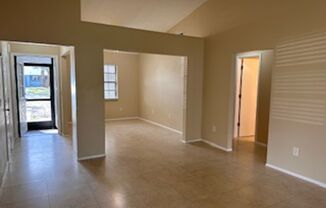 2 beds, 2 baths, $1,600