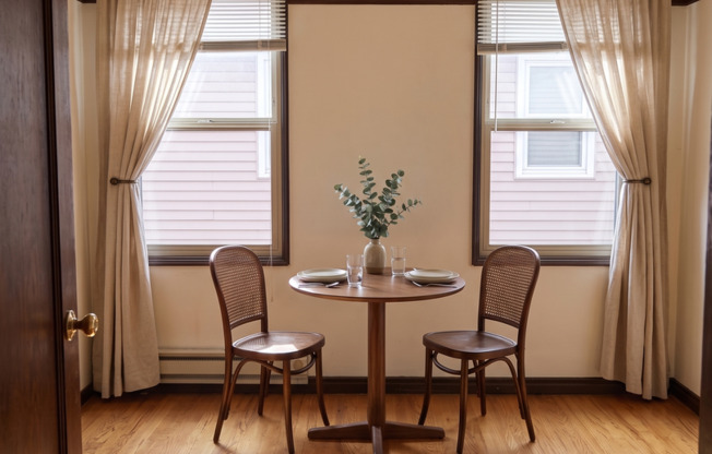 1 bed, 1 bath, 702 sqft, $1,645, Unit 0204