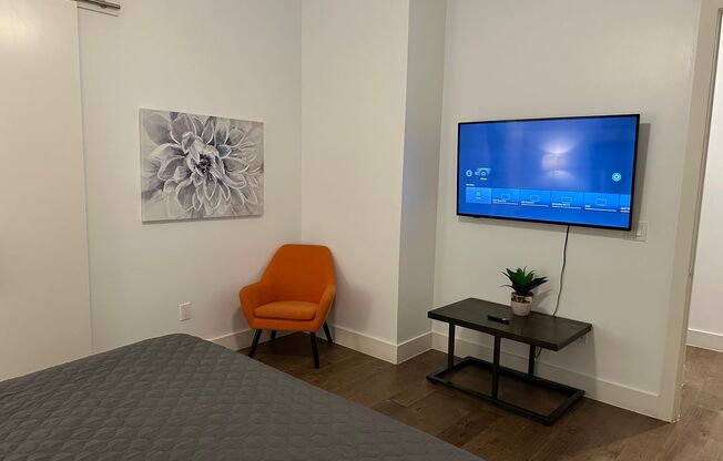 1 bed, 1 bath, $1,699, Unit 317