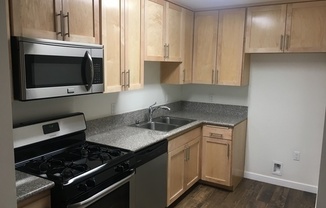 3 beds, 2 baths, 1,329 sqft, $2,995, Unit Unit 202