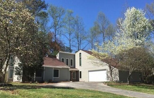 4 Bed 3 Bath in Marietta!---Special offer: Get $500 Off Your First Month’s Rent!