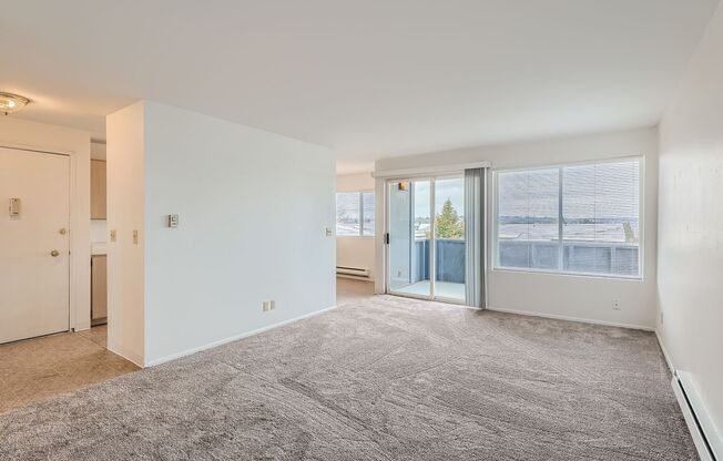 1 bed, 1 bath, 830 sqft, $1,695, Unit Unit 226