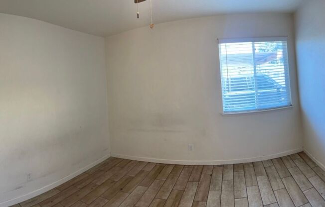 205 N Mariposa Street