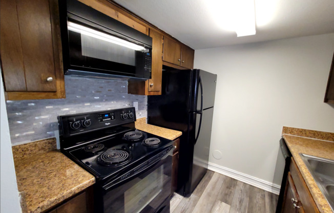 2 beds, 1 bath, $1,195, Unit 4440  Flowerdale Apt D