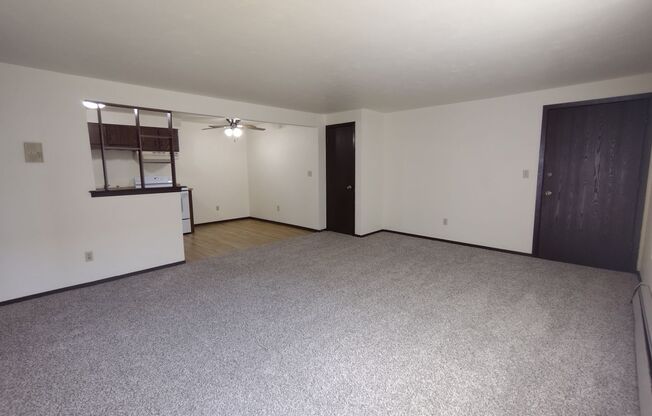 1 bed, 1 bath, 595 sqft, $919, Unit 1608-01