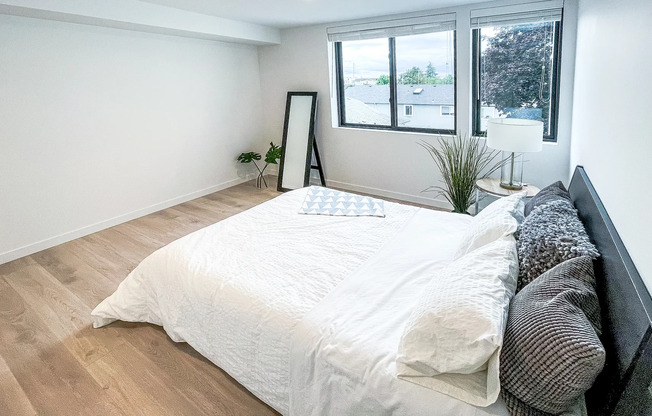 1 bed, 1 bath, 501 sqft, $1,650, Unit 105